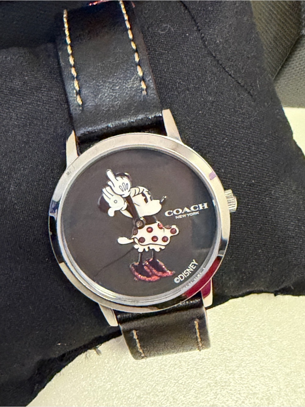 Coach x Disney Minnie Mouse Watch Leather 35mm Box CA.119.7.14.1552